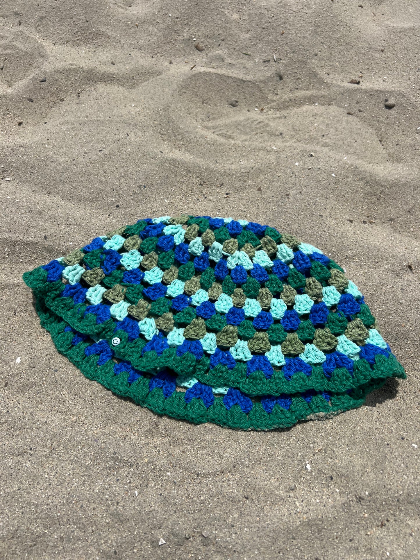 A4- NEW- Crochet Granny Stitch Bucket Hat