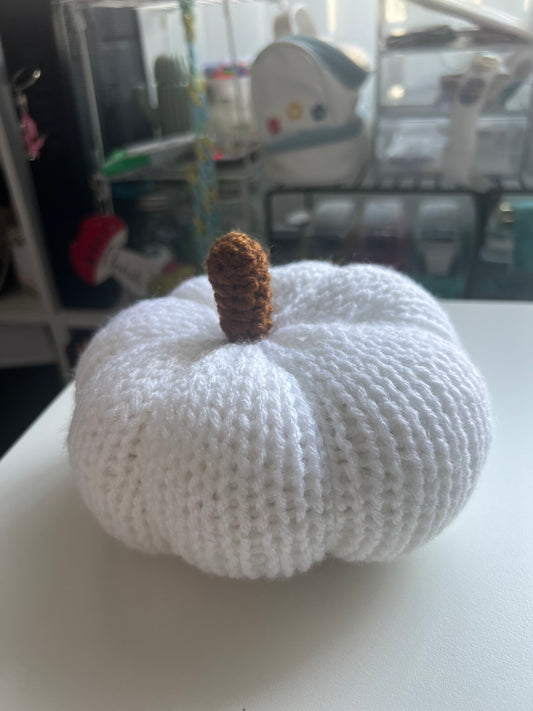M3: Halloween Shop- Pumpkins