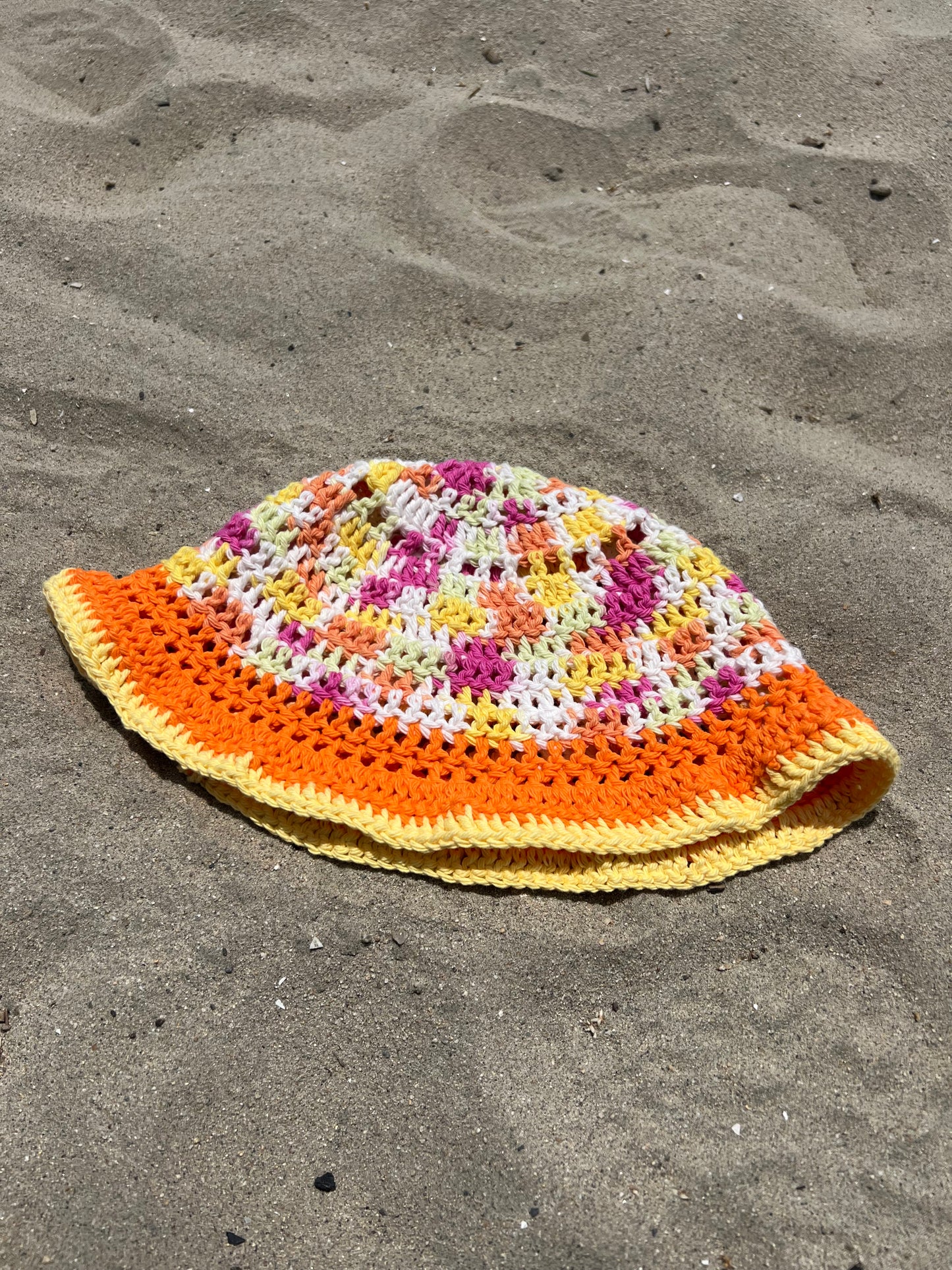 A4- NEW- Crochet Granny Stitch Bucket Hat